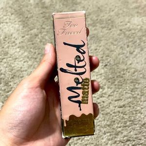 Too Faced Melted Matte Liquid Lipstick, Holy Chic!